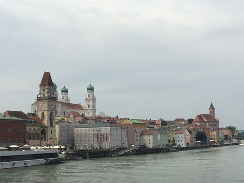 Blick auf Passau vom Wasser © Ruhland/DAAD