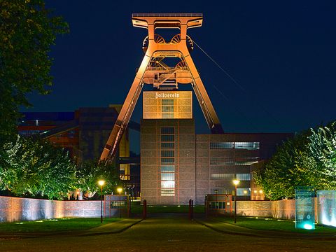 Zollverein Colliery in Essen © Michael.Doering/flickr