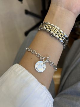 Bracelet with a smiley pendant