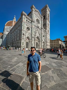 Umar in front of Duomo Cathedral, Florence