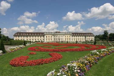 Residenzschloss Ludwigsburg mit seiner Blumenwiese © Tourismus & Events Ludwigsburg